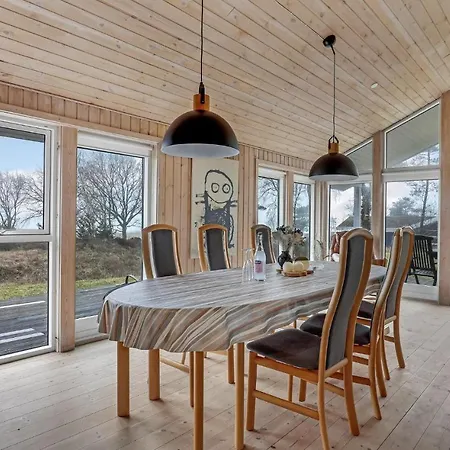 Stunning In Aakirkeby With Wifi Vester Somarken