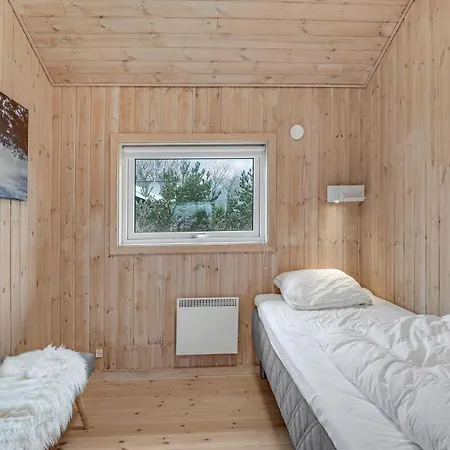 Stunning In Aakirkeby With Wifi Vester Somarken